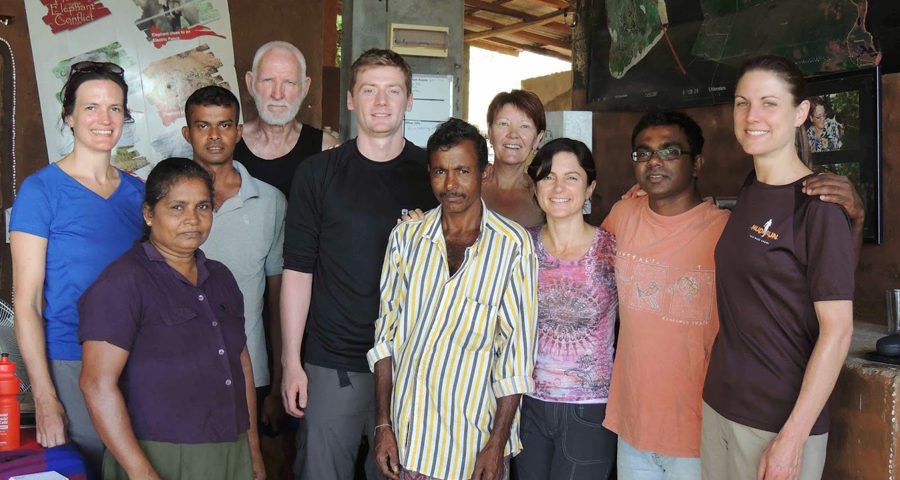 staff-and-volunteers-in-Sri-Lanka