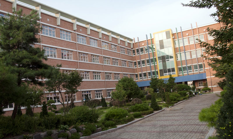 A Korean public elementary school.