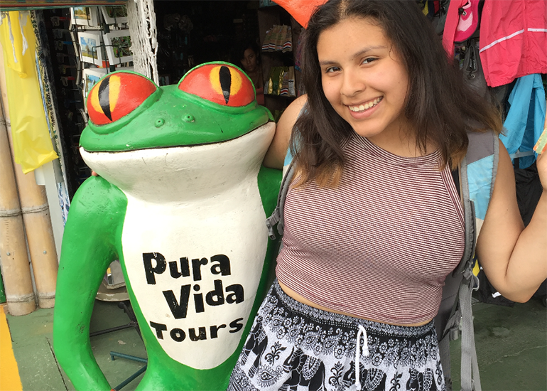 A Typical Day Living with a Host Family and Volunteering at the Animal Rescue Center in Costa Rica