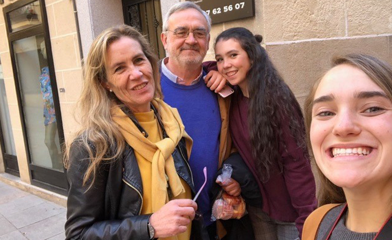 Take 5: “Put Your Phone Down” & Other Advice from Nicole Pothitakis’s Time in Spain
