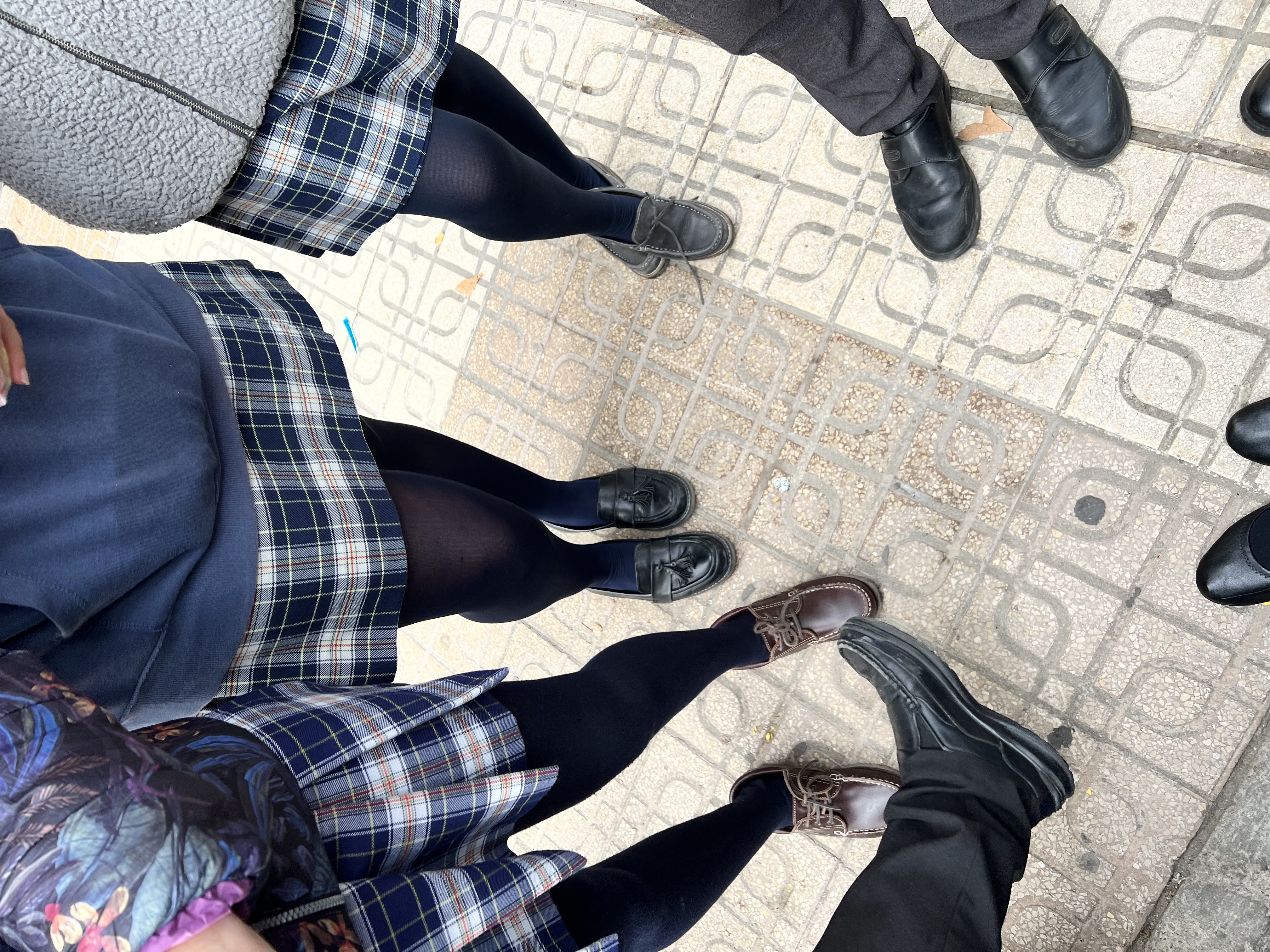 uniforms in spain high school abroad